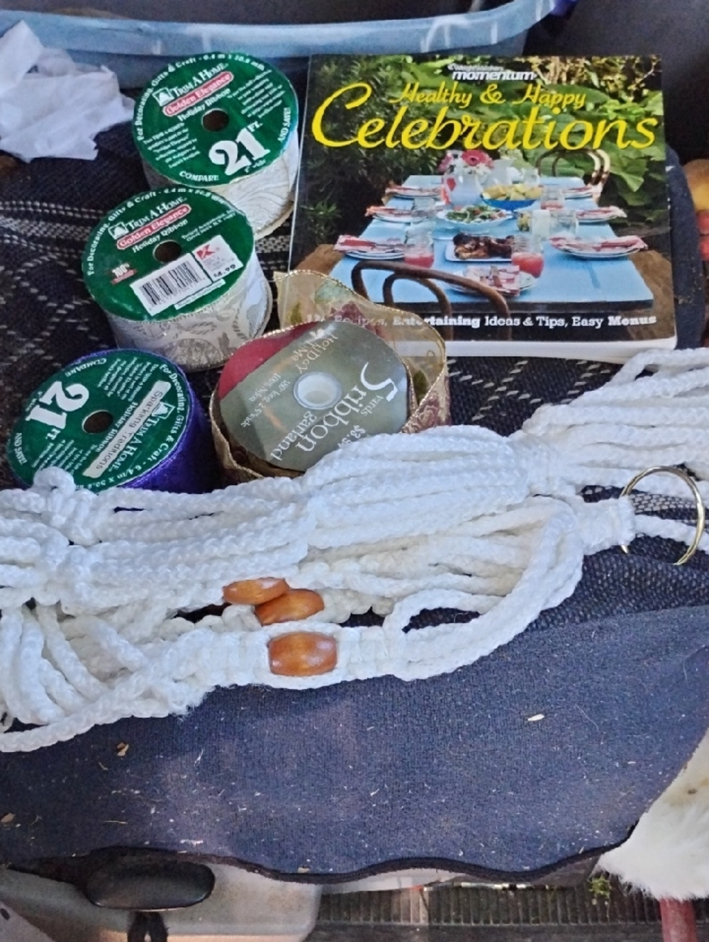 White Macramé Plant Hanger with Wood Beads - Home Party Supplies